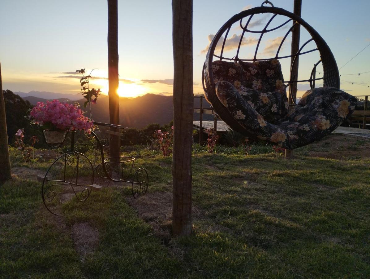 Chales Por Do Sol Caparao Velho ภายนอก รูปภาพ